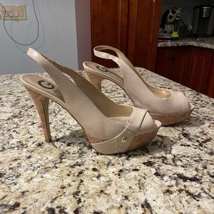 Guess shoes size 9.5 only worn twice. Excellent condition.